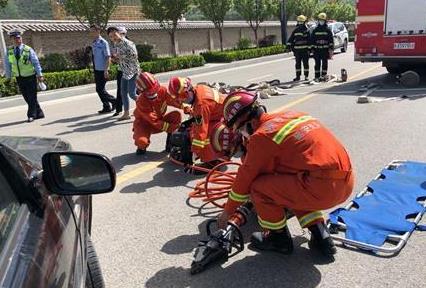 道路交通事故