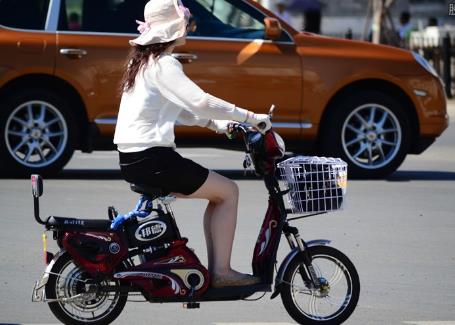 电动自行车